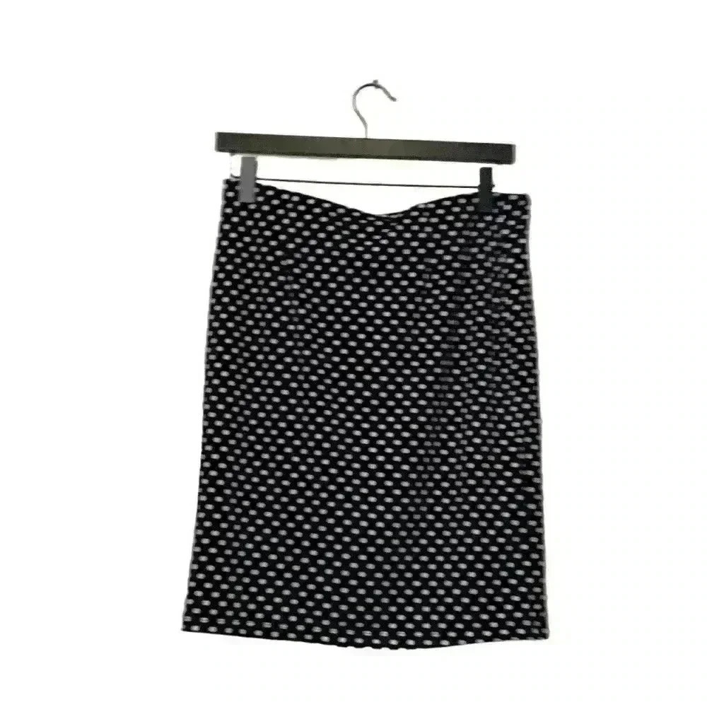Laura Petite white polkadots  on black, lined polyester skirt